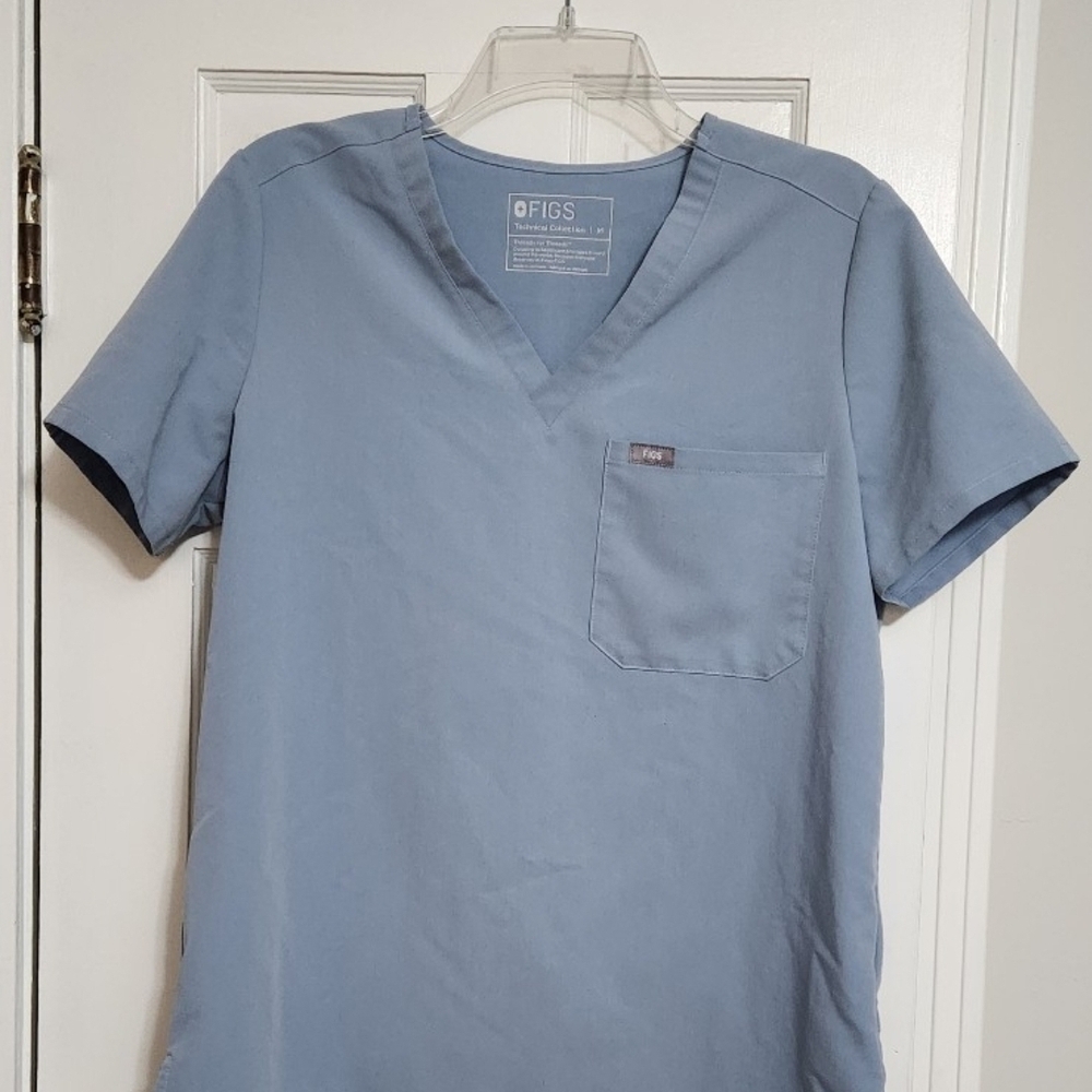 Figs Dusty Blue Catarina Scrub Top - Medium